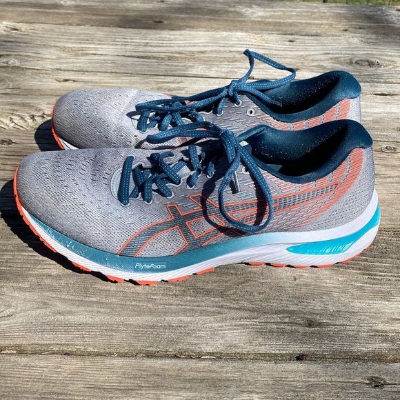 Asics Other - Asics Nimbus tennis shoes - size 11 mens